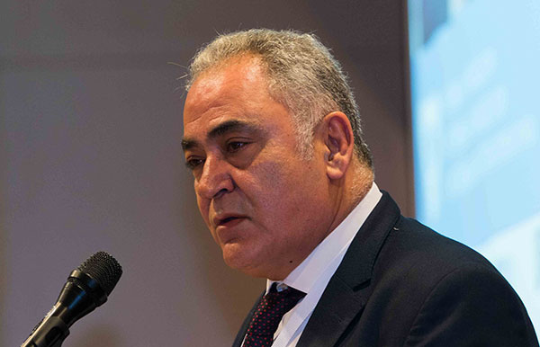 Ο Πρόεδρος Ε.Ε.Α. - Γιάννης Χατζηθεοδοσίου