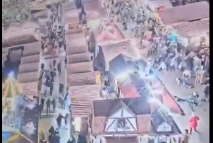 Αυτοκίνητο έπεσε σε επισκέπτες Χριστουγεννιατικης Αγοράς