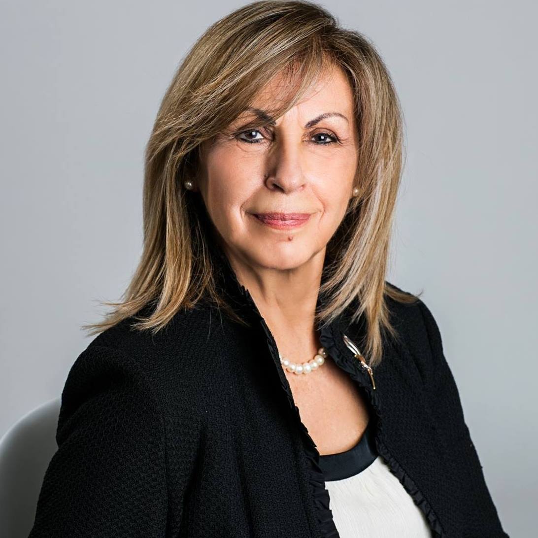 Η νέα Περιφερειάρχης Αθηνά Αηδονά