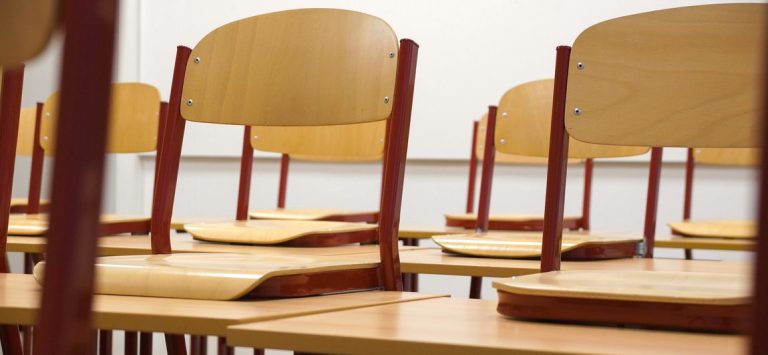 classroom-824120_1920