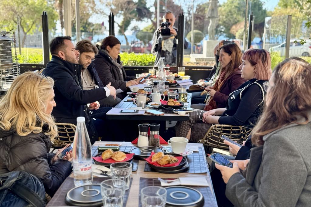 sinantisimedimosiografous