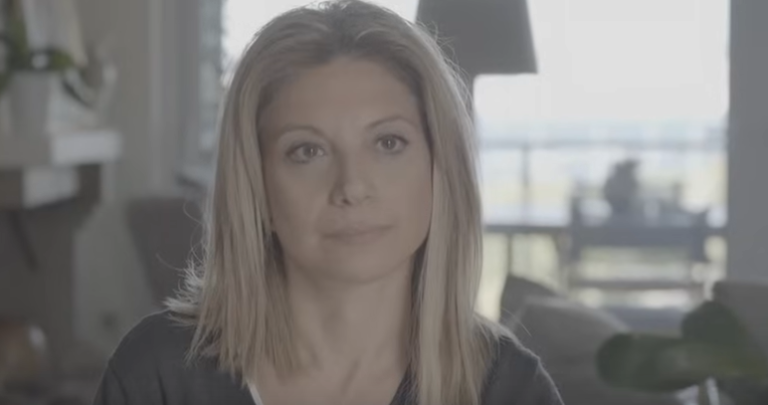 Η Μαρία Καρυστιανού