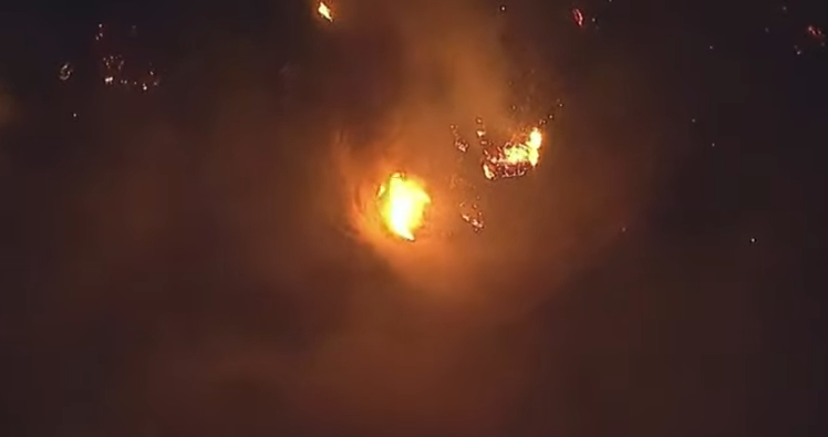 Φωτιά στο Λος Αντζελες