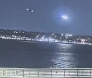 dc washington sygrkousi aeroplano elikoptero