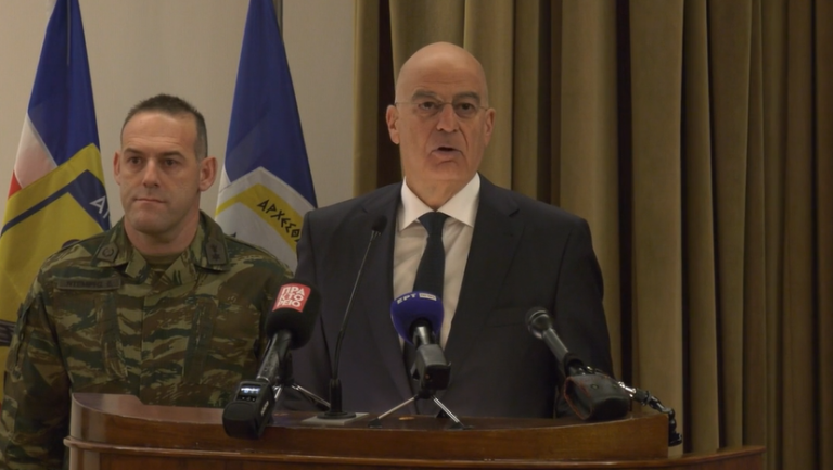 DENDIAS NEES STOLES STRATOU