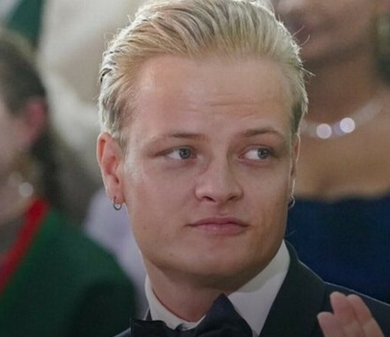 melos norvigikis vasilikis oikogeneias