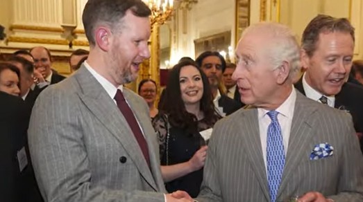 Ο Βασιλιάς Κάρολος της Μεγάλης Βρετανίας εισήχθη στο νοσοκομείο