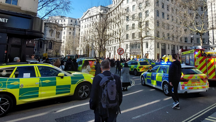 londino van epese se plithos mia nekri 180325