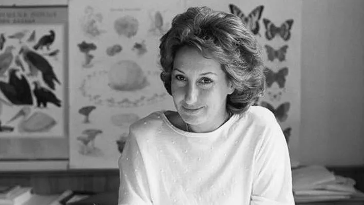 Η Άννα Μενδρινού