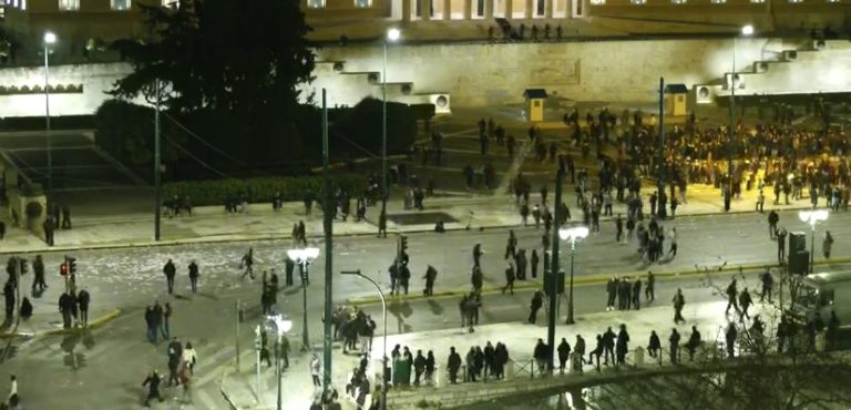 vouli vradi astynomia diadilwtes baxalakides epeisodia