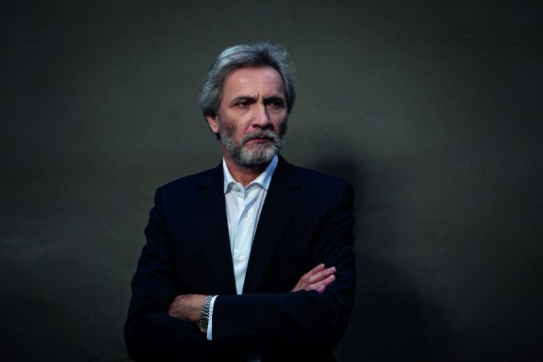 Ο Γιάννης Καλπούζος