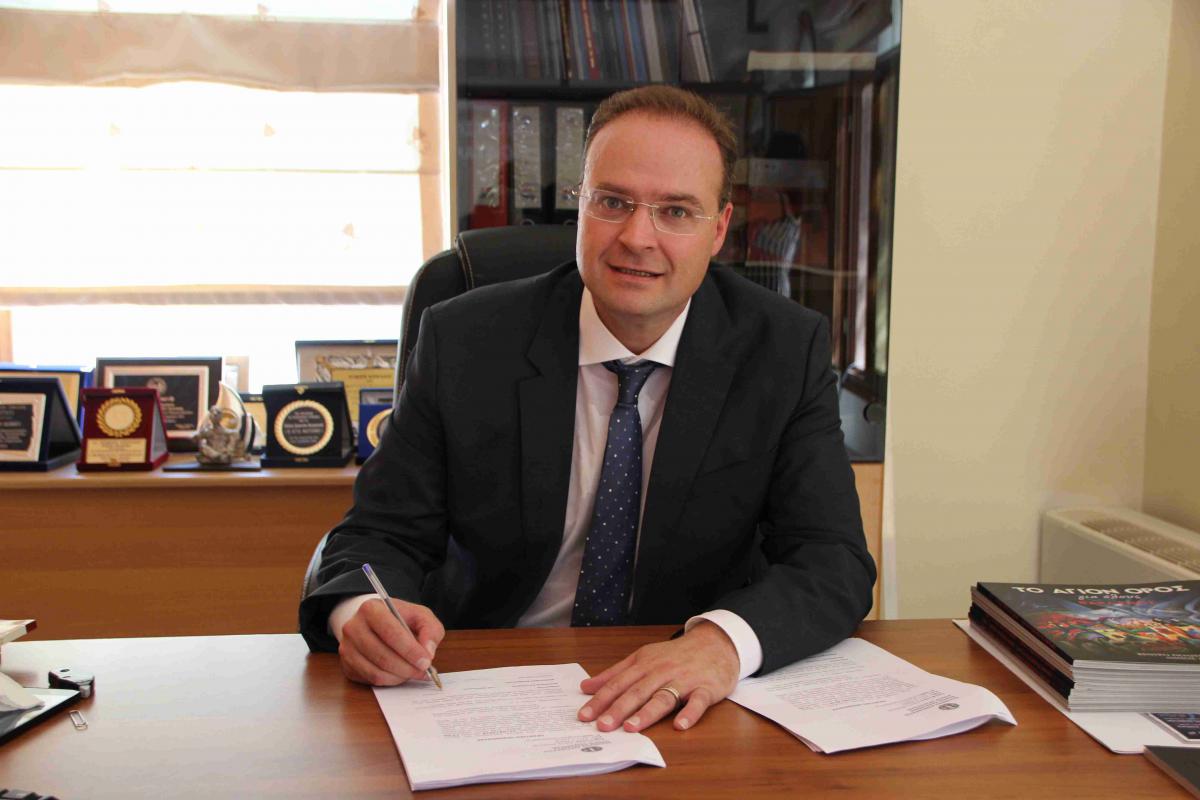 Στέλιος Βαλιανός