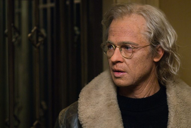 THE CURIOUS CASE OF BENJAMIN BUTTON (1)