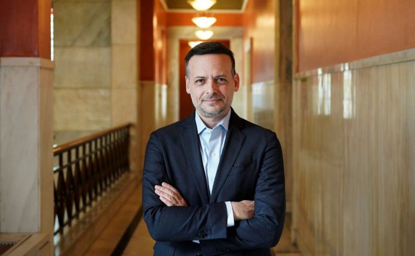 Ο Δήμαρχος Αθηνών Χάρης Δούκας