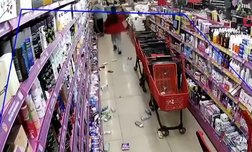 seismos kwnstantinoupoli supermarket