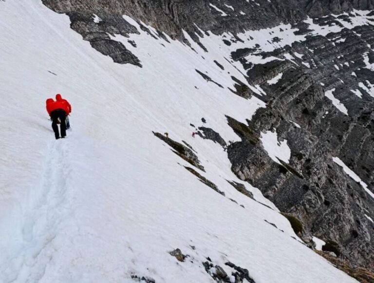 Επιχείρηση απεγκλωβισμού οικογένειας στον Όλυμπο