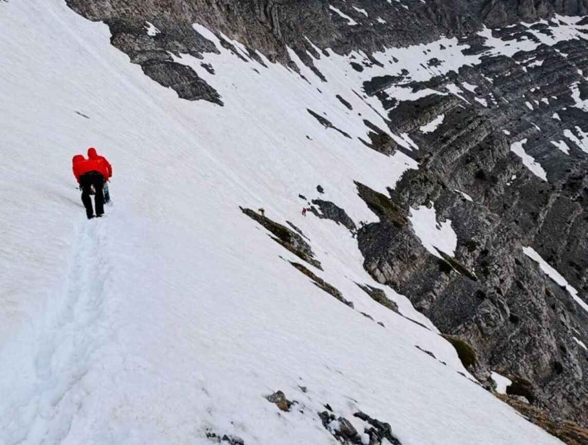 Επιχείρηση απεγκλωβισμού οικογένειας στον Όλυμπο
