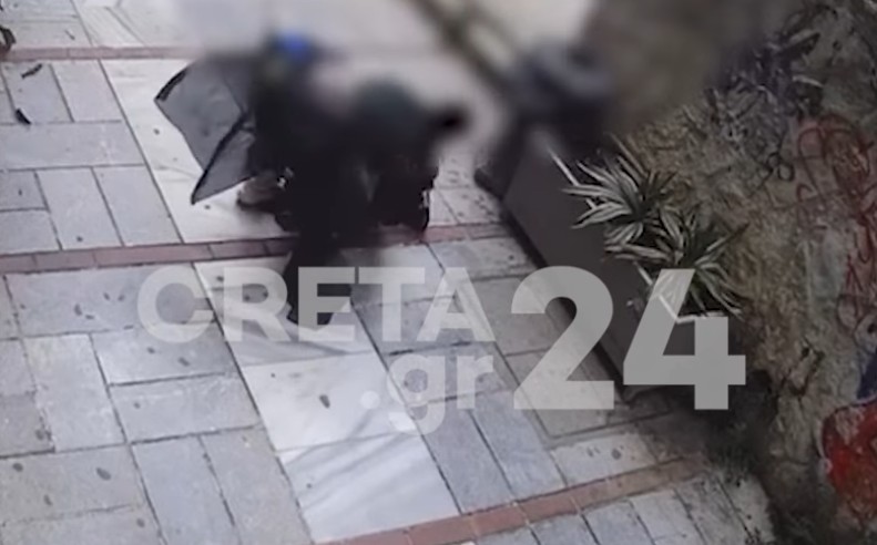 Ανιψιά ξυλοκόπησε τη θεία της στη μέση του δρόμου στο Ηράκλειο