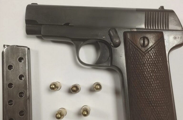 Πιστόλι με φυσίγγια