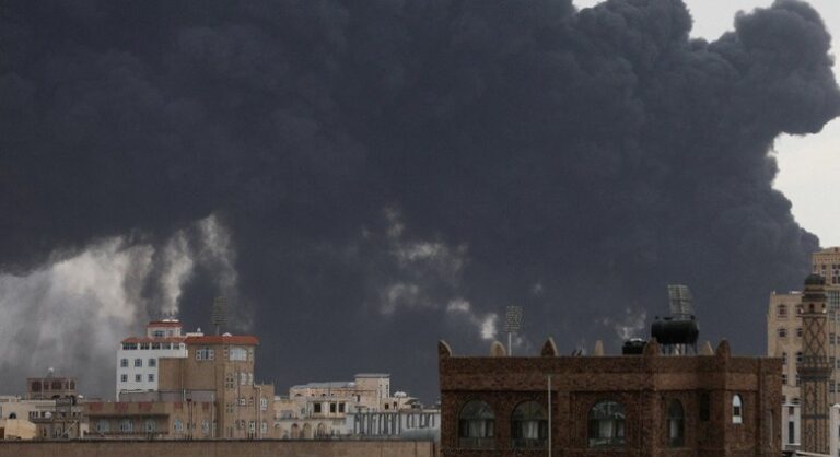 Επίθεση στο αεροδρόμιο της Υεμένης