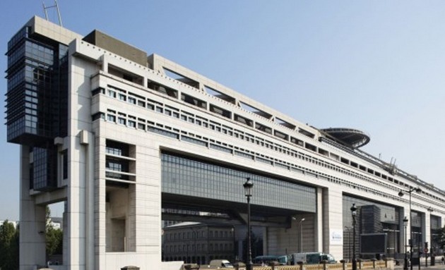 ypoyrgeio oikonomikwn parisi