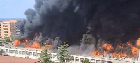 Φωτιά Πανεπιστήμιο Τούσια Ιταλία