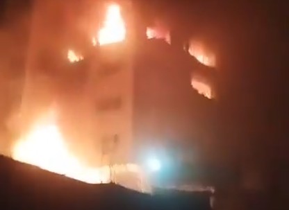 Φωτιά βομβαρδισμός Ιραν