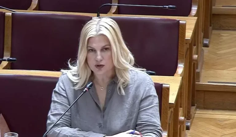 Η βουλευτής του ΠΑΣΟΚ Ράνια Θρασκιά