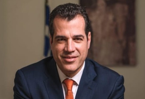 Θάνος Πλεύρης