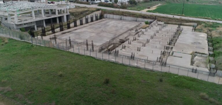 Κατασκευή σταδίου και κολυμβητηρίου