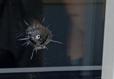 Επίθεση με αεροβόλο στα γραφεία εφημερίδας Κουσουλός