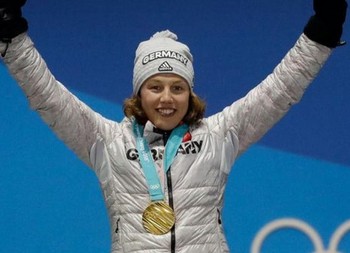 Ολυμπιονίκης Λάουρα ΝτελΜάγιερ