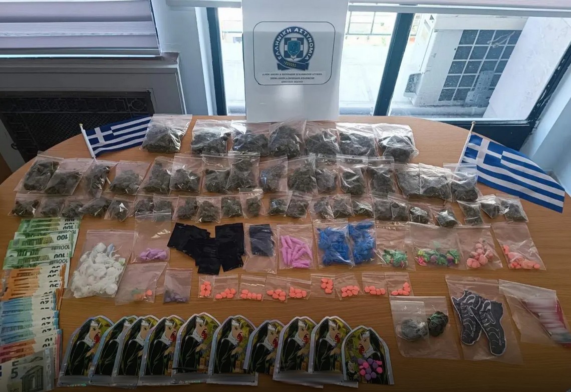 Ναρκωτικά σε σακίδιο ανηλίκων Πειραιάς