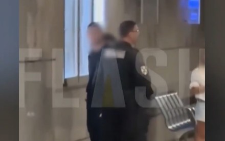 19χρονος γρονθοκόπησε τουρίστα