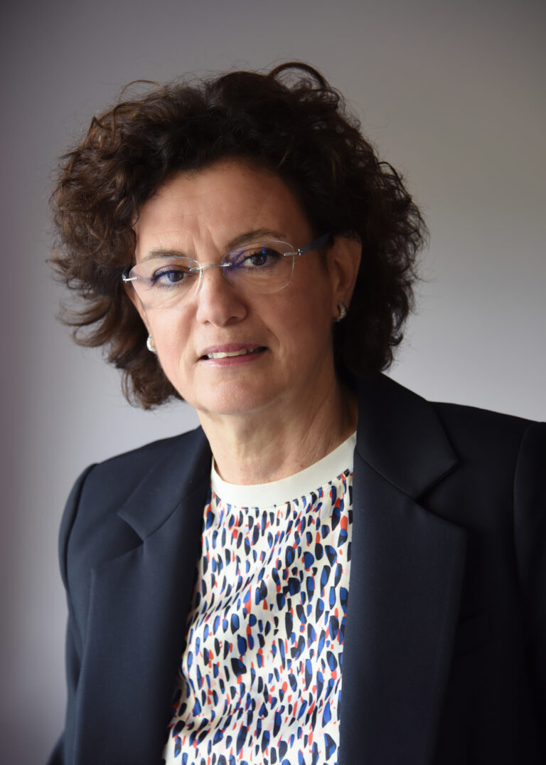 Η πρόεδρος του ΣΒΕ Λουκία Σαράντη