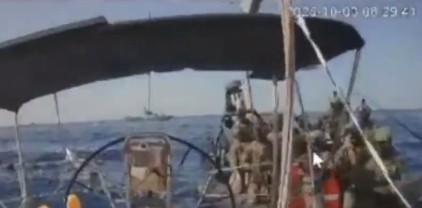 Ισραηλινοί στρατιώτες αποβιβάζονται στο Flotilla
