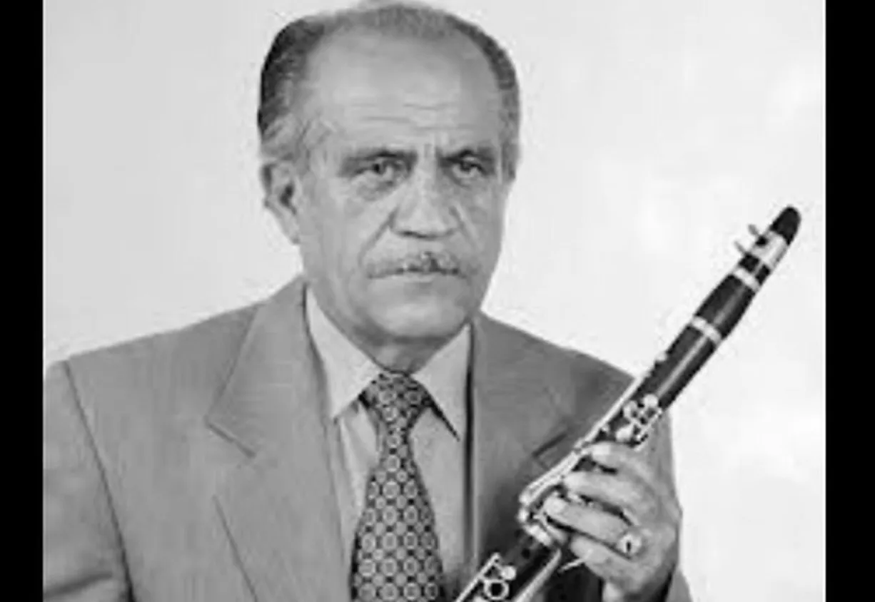 Πέθανε ο Γρηγόρης Καψάλης