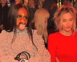 Η Πάρις Τζάκσον στο Fashion week του Παρισιού