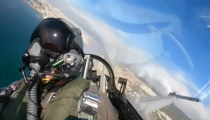 Πιλότος της ομάδας ΖΕΥΣ