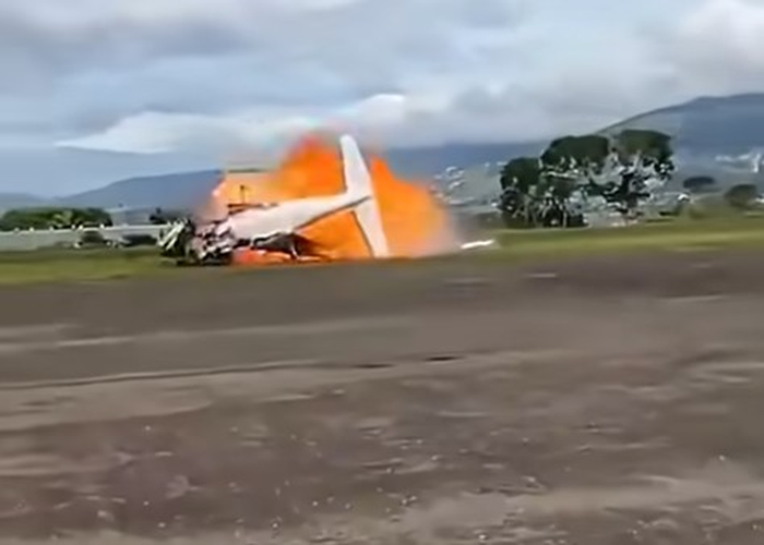 Πτώση αεροπλάνου στη Βενεζουέλα