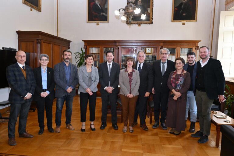 Εστία φωτογραφία