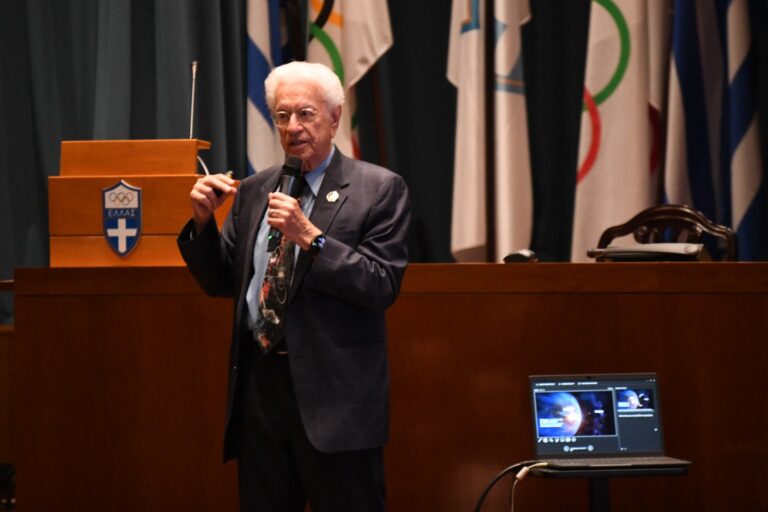 Ο Σταμάτης Κριμιζής Δελτίο τύπου ΕΟΕ