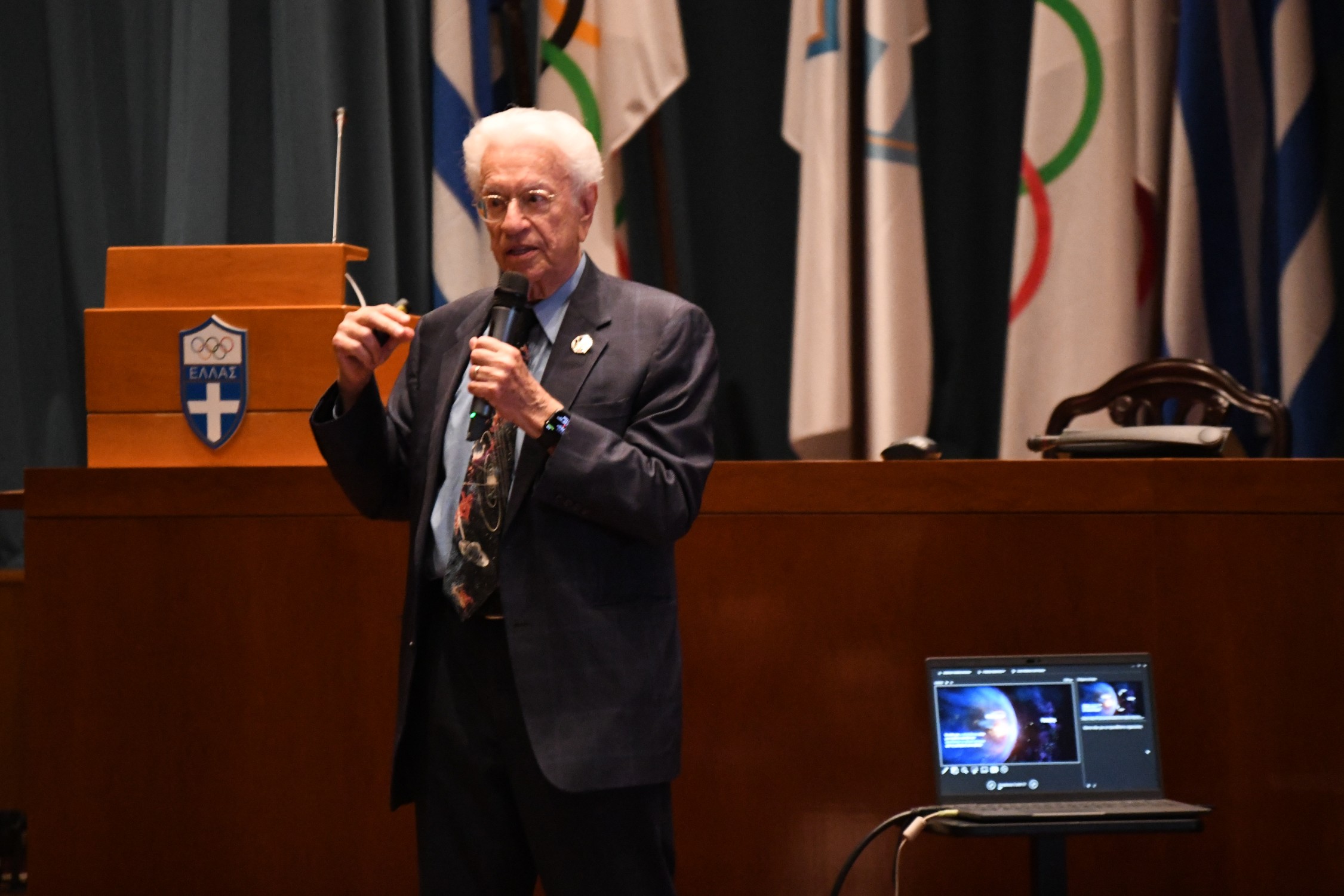 Ο Σταμάτης Κριμιζής Δελτίο τύπου ΕΟΕ