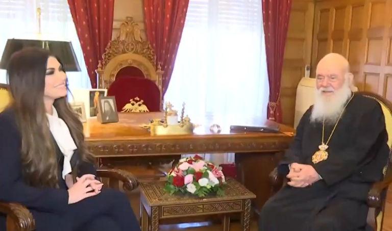 Συνάντηση της πρέσβειρας των ΗΠΑ με τον Αρχιεπίσκοπο