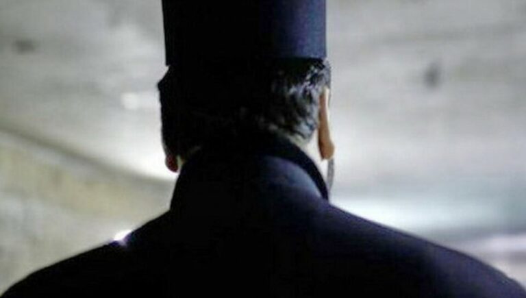 Παπάς ιερέας