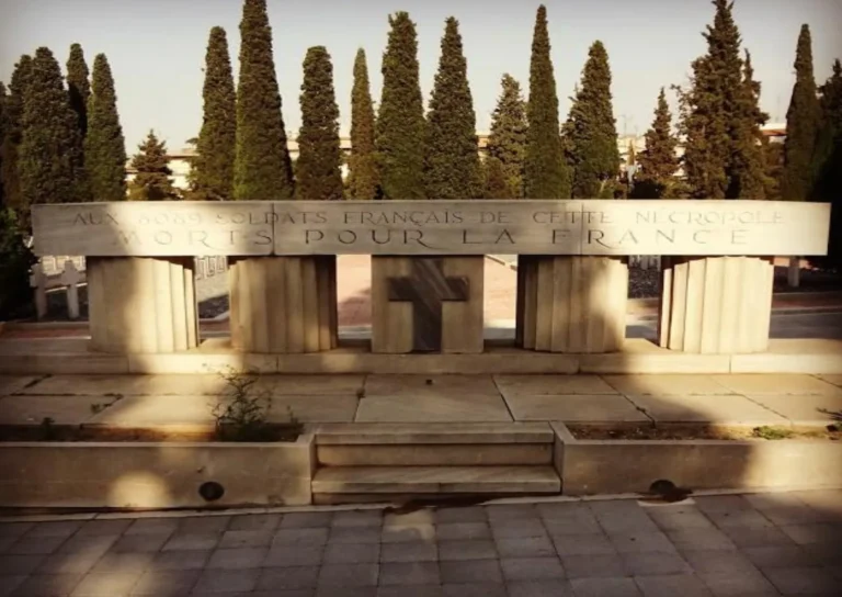 Συμμαχικά νεκροταφεία Zeitlink στη Θεσσαλονίκη