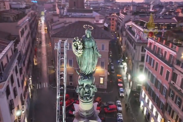 Άγαλμα Παναγίας Ρώμη