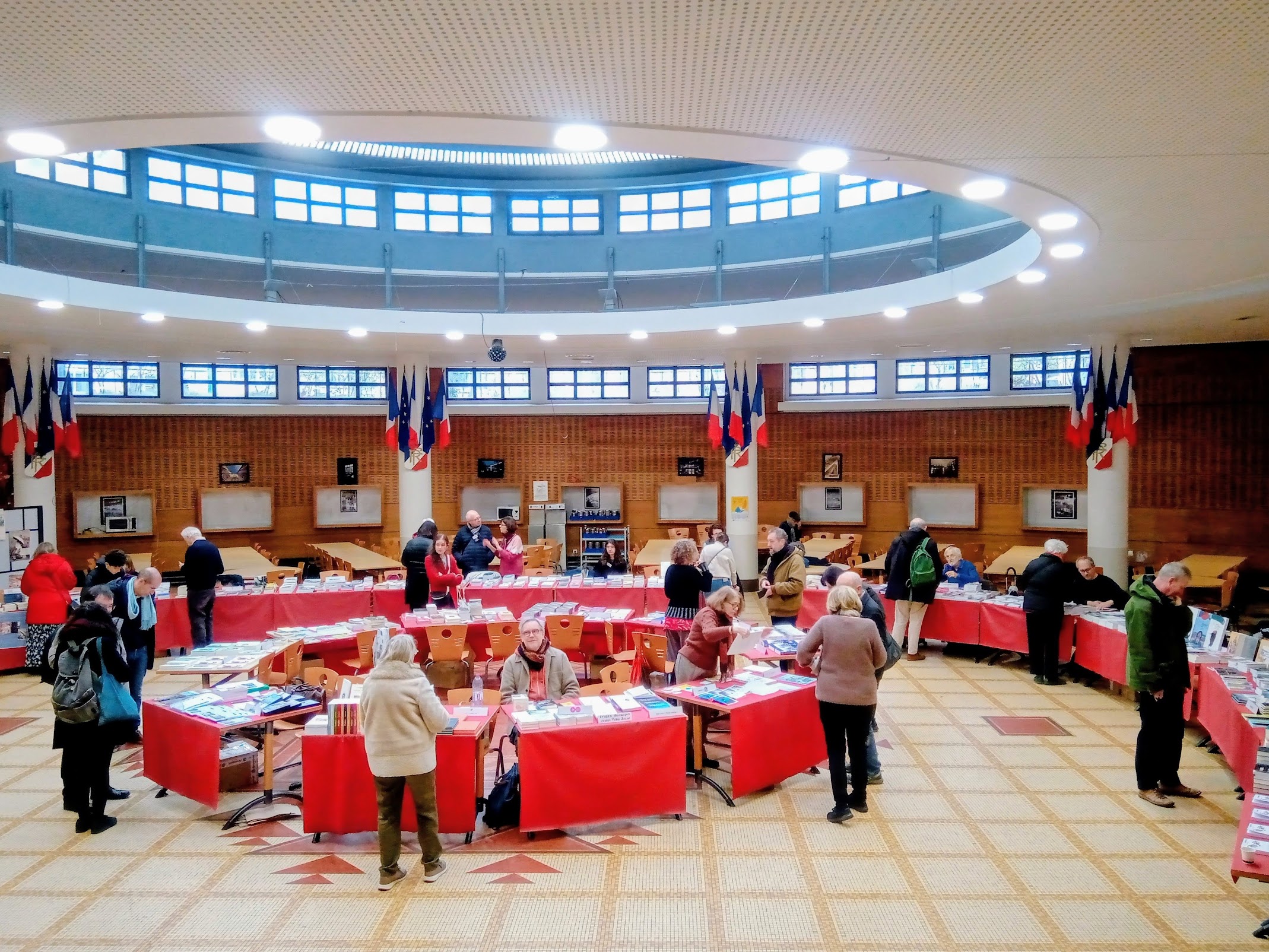 Παρίσι petit salon du livre grec