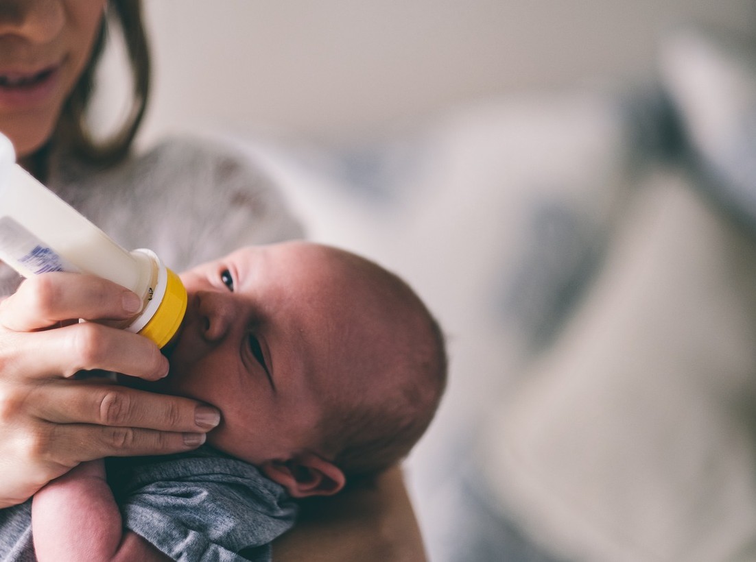 Μωρό παιδικό γάλα