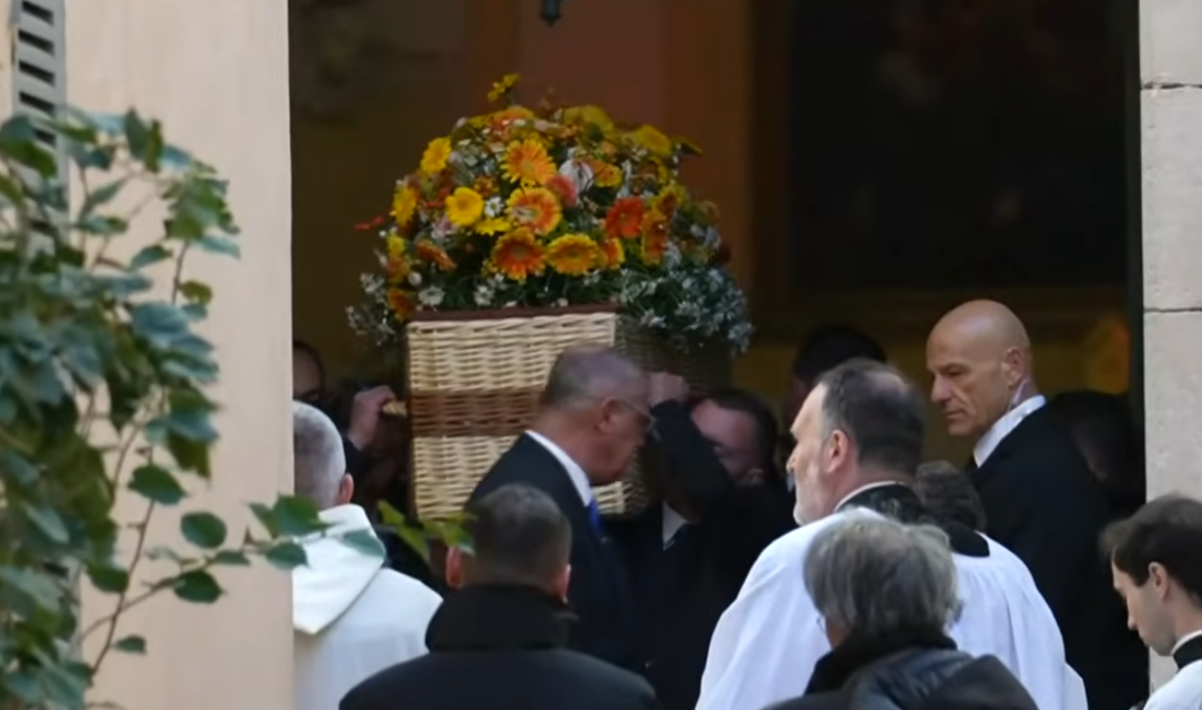 Κηδεία Μπριτζιτ Μπαρντό